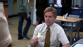 boss-sexcy-to-employee