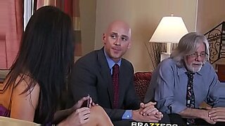 brazzers-hot-threesom