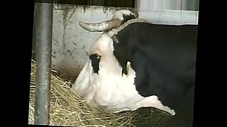 girl-forcing-sex-with-girl