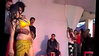 sexy-naija-girl-fuck-her-big-dick-friend-over-a-game