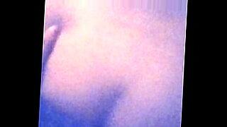 indian-aunty-bread-changing-panty-video
