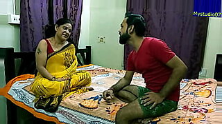 a-boy-fucked-his-mom-in-a-apartment