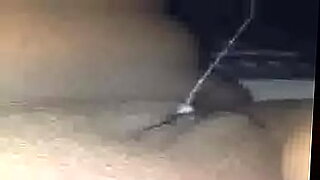 twerking-on-man