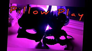 pillow-tak