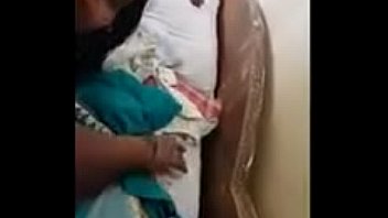 ma ke piche beti ka sex bed room me sexiest video