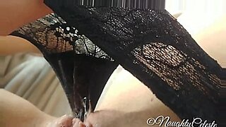 riley-ried-wet-panty