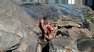 corno deixa a munher fika pelada na praia e o negao para