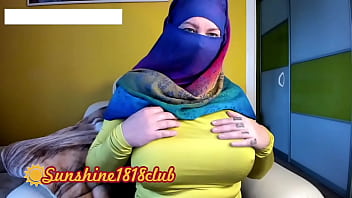 asian muslim hijab girl sucking my cock