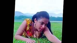 bengali desi girl sraboni shy to show boobs pussy3