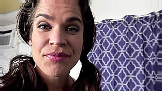 eliza-ibarra-throatpie