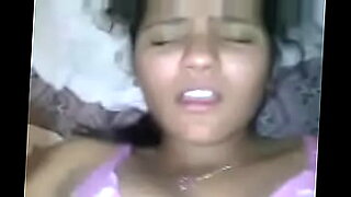 very-young-teen-teens-sister-virgin-tight