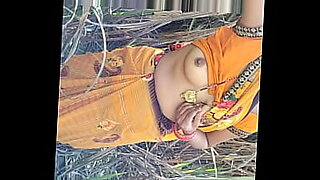 xxx-porn-vid-desi-outdoor