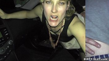 suck cum out while driving