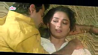 xxx bollywood actress sonali bendre videos fucking scene vs sunny leoney