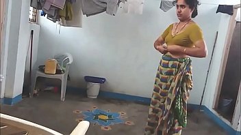 desi outdoor bathing clips