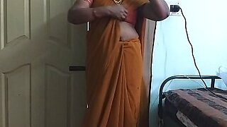 indian desi showing boob for public