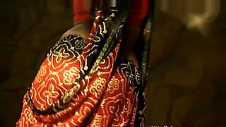 desi-girls-sex-satin-saree