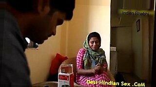 seare-me-bhabhi-ki-daver-ke-masala-sex