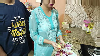 blowjob-gf-indian