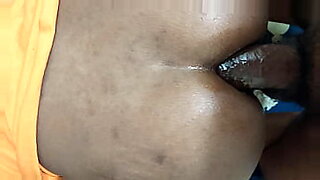 ebony-teen-screaming