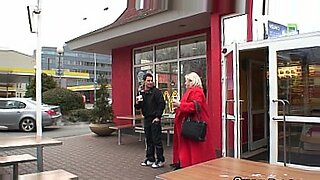 spanish-d94-video-spanish-d-94-full-video-mature-granny-chuck-e-cheese-parking-lot