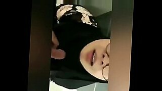 intip cewek cantik bugil ganti baju