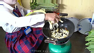 english video hindi mai hd xxx mom