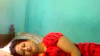 katarinka sare aunty hot seins