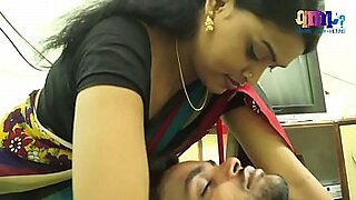 telugu girls outdoor one guy romance with video downloaded