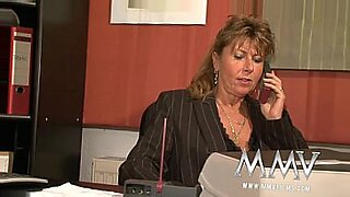 a-small-boy-fuck-a-girl-eating-a-hot-brunette