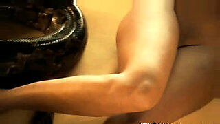 watch-video-china-first-time-porn