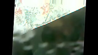 wtf-crazy-lesbians-girl-eating-pussy-in-public-parking
