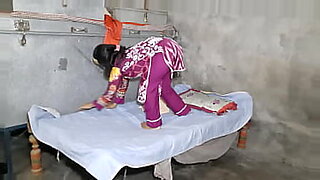 boxer-step-bro-fucks-step-sister