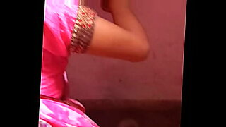 hot desi bhabhi saree