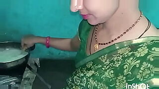 salma-xxx-muslim-girl-funking-brother-friend-hindi-audio-dirty