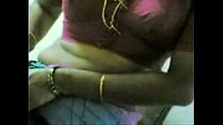 lady doctor saree removing in hospital