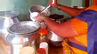 nri-bhabhi-talking-hindi