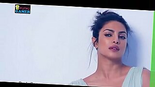 indian hot and handsom actress video