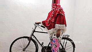 indian-desi-boyfriend-with-girlfriend-love-story
