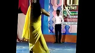 arkestra-stage-dance
