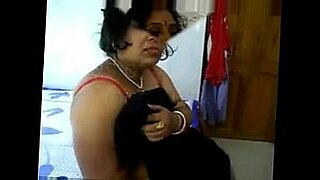 young-ebony-natural-tits