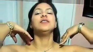 in india girlfriend and boyfriend 1st time sex in hotel