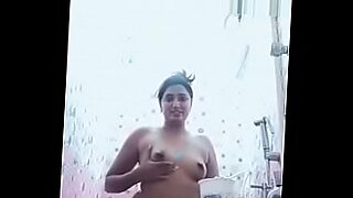 group-of-girls-get-nailed
