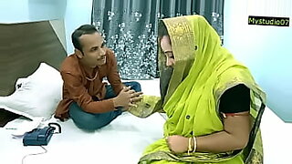 salma-xxx-muslim-girl-funking-brother-friend-hindi-audio-dirty