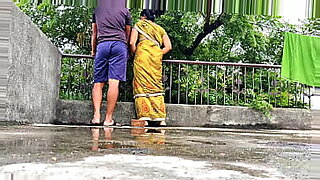 india-step-mom-xxx-com-age-40-years-more-xxx