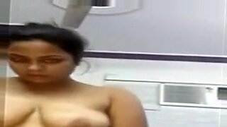 india boob aunty