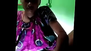 sexolandia-with-naughty-girl-litting-put-strong