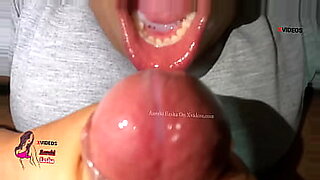 call-girl-invite-a-friend-indian-store