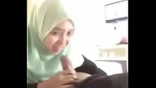 bokep tante vs anak ingusan