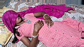 desi-pertty-girl-sho-her-bobs